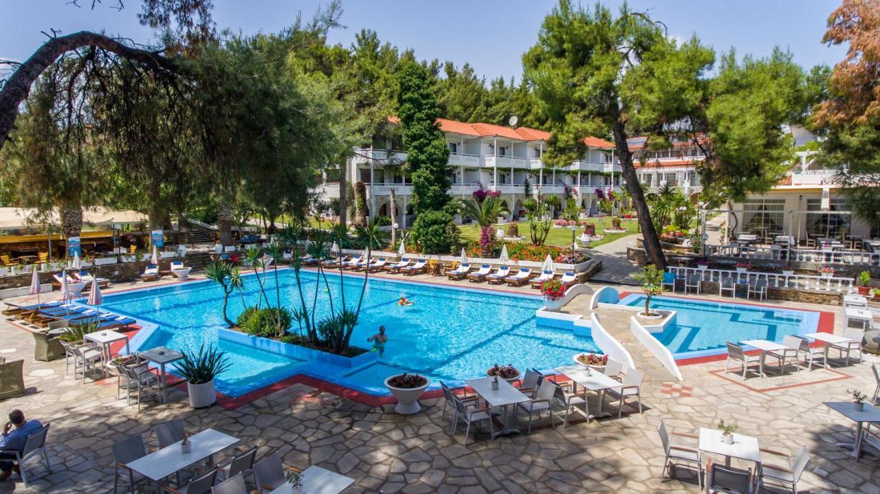Porfi Beach Hotel Nikiti  Exterior foto